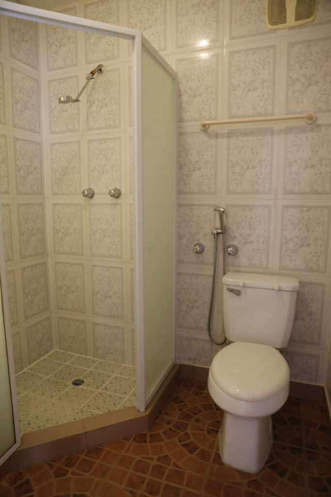 Segundo Baño - Second Bathroom